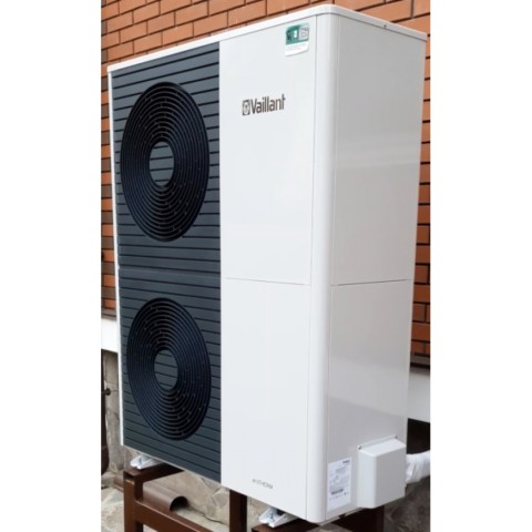 Зовнішній блок теплового насоса Vaillant aroTHERM VWL 105/5 AS
