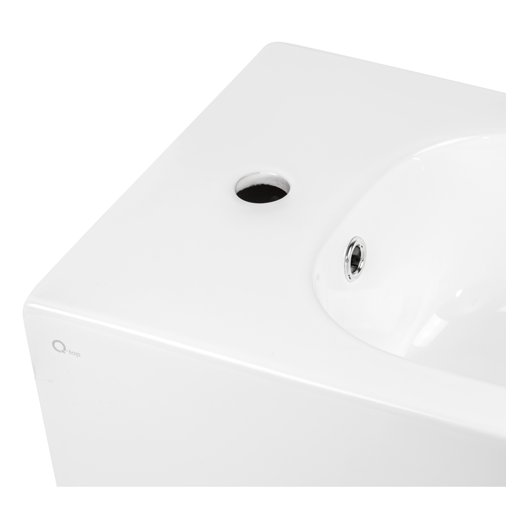 Біде підвісне Qtap Jay 520х360х320 White QT07555376W 4